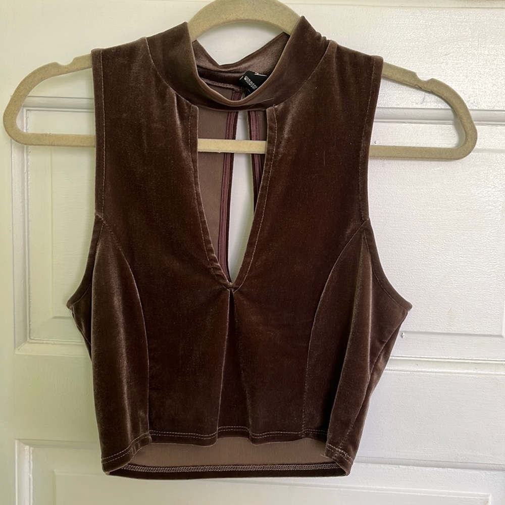 Windsor Velvet Crop Too - Size Medium